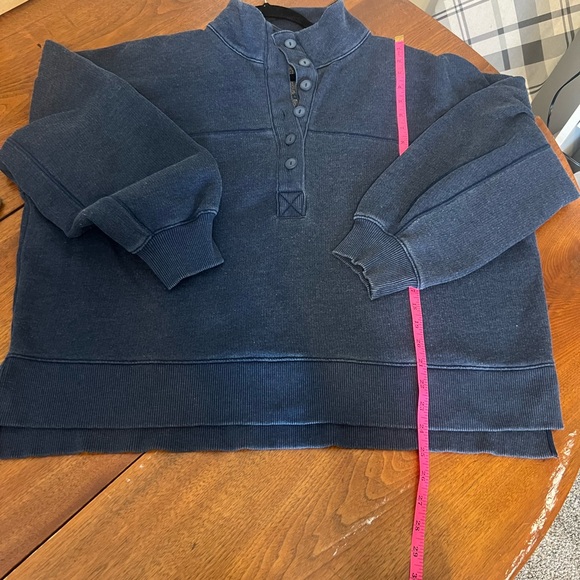 American Eagle Outfitters Dark Blue Henley Sweatshirt - Picture 5 of 8